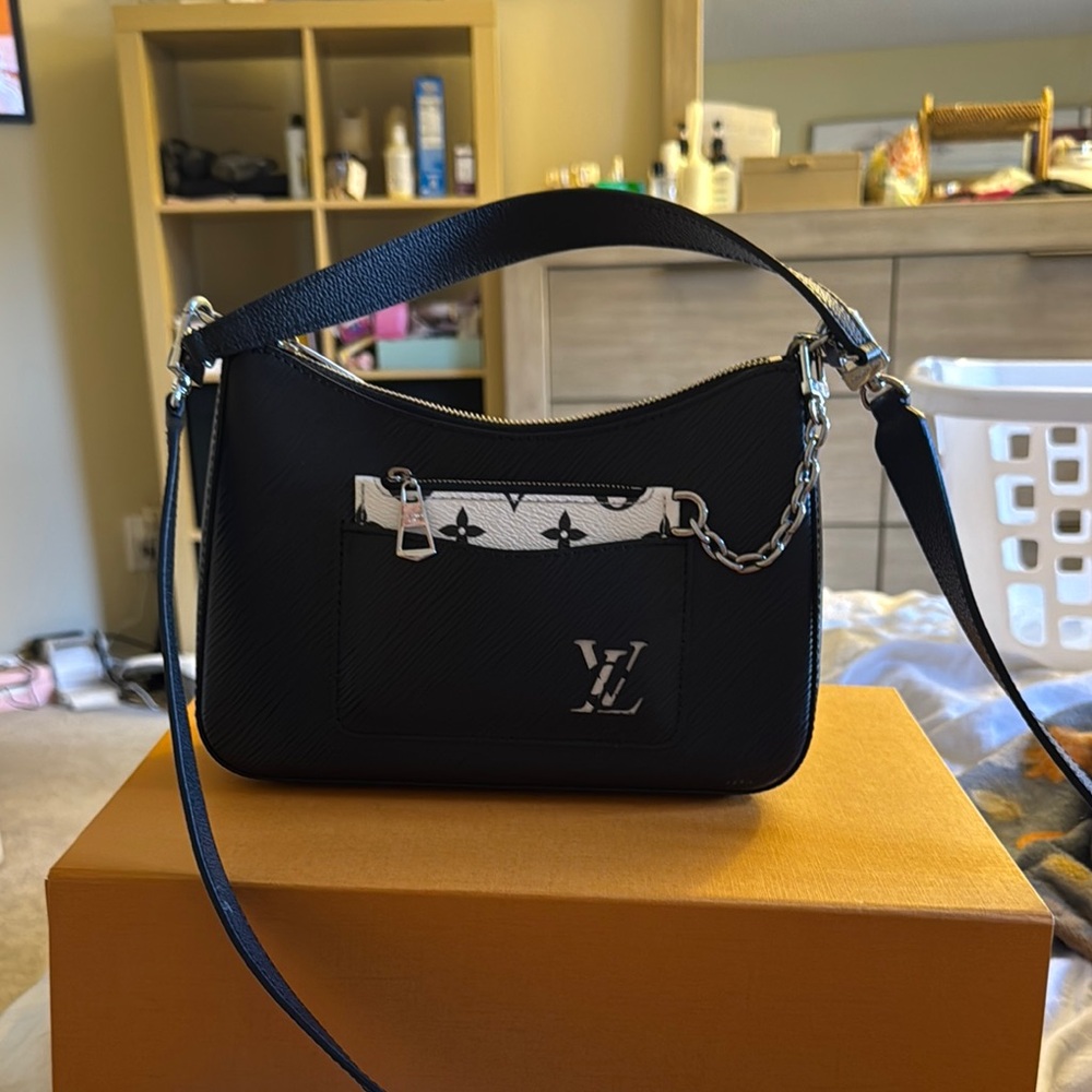 *SALE THRU WEEKEND* LV EPI BAG